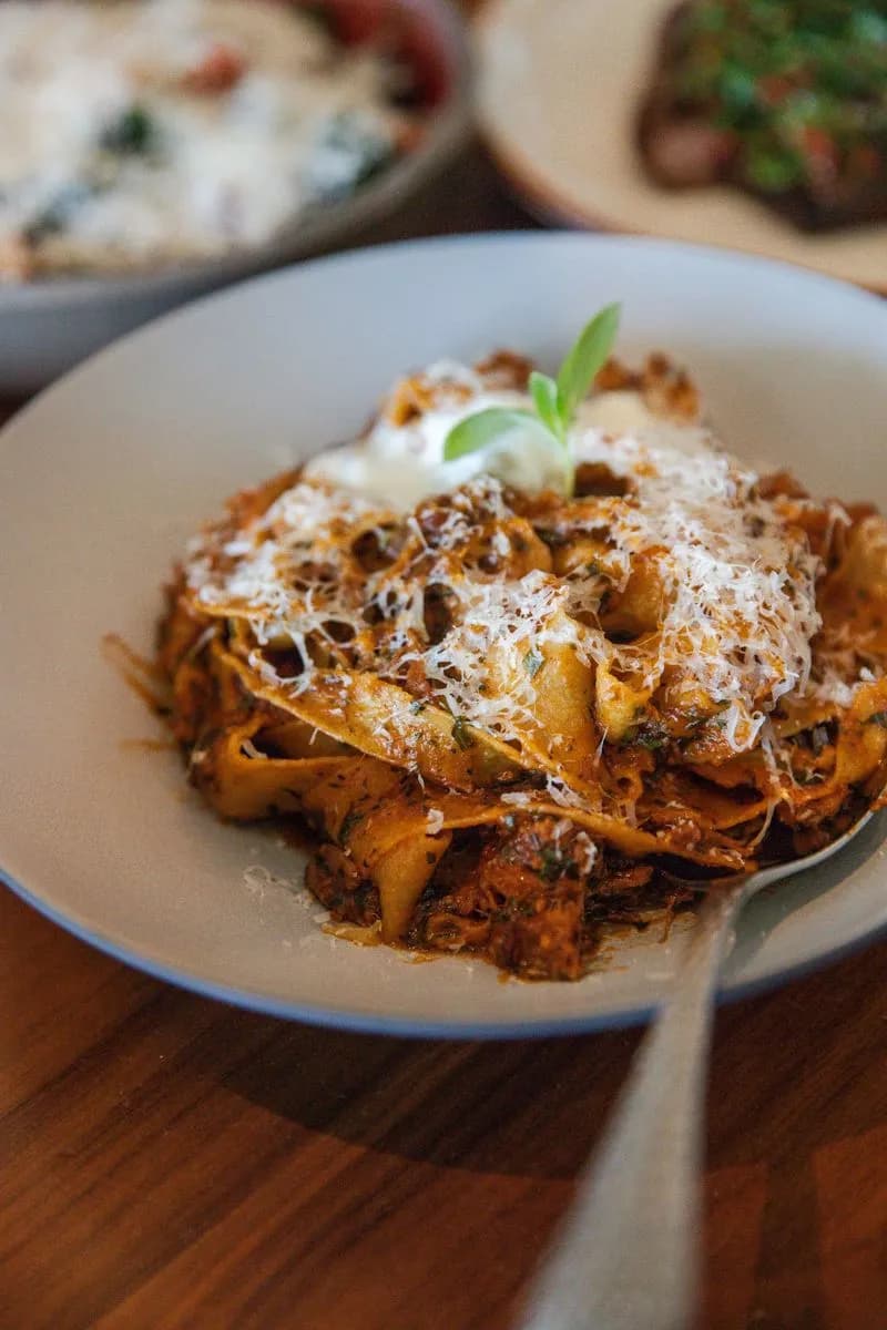 Weft & Warp Art Bar and Kitchen